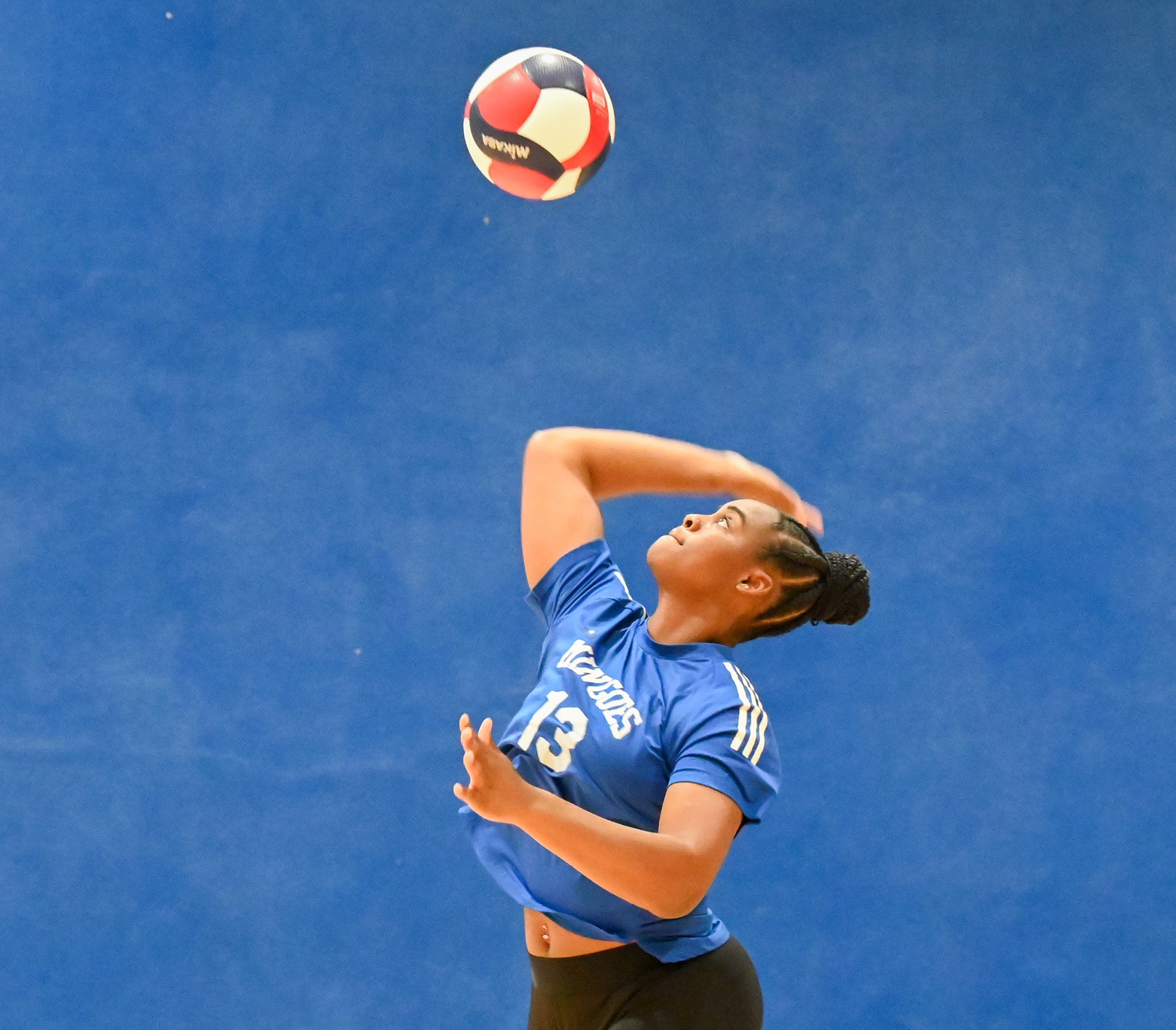 MIngoes open tourney with win